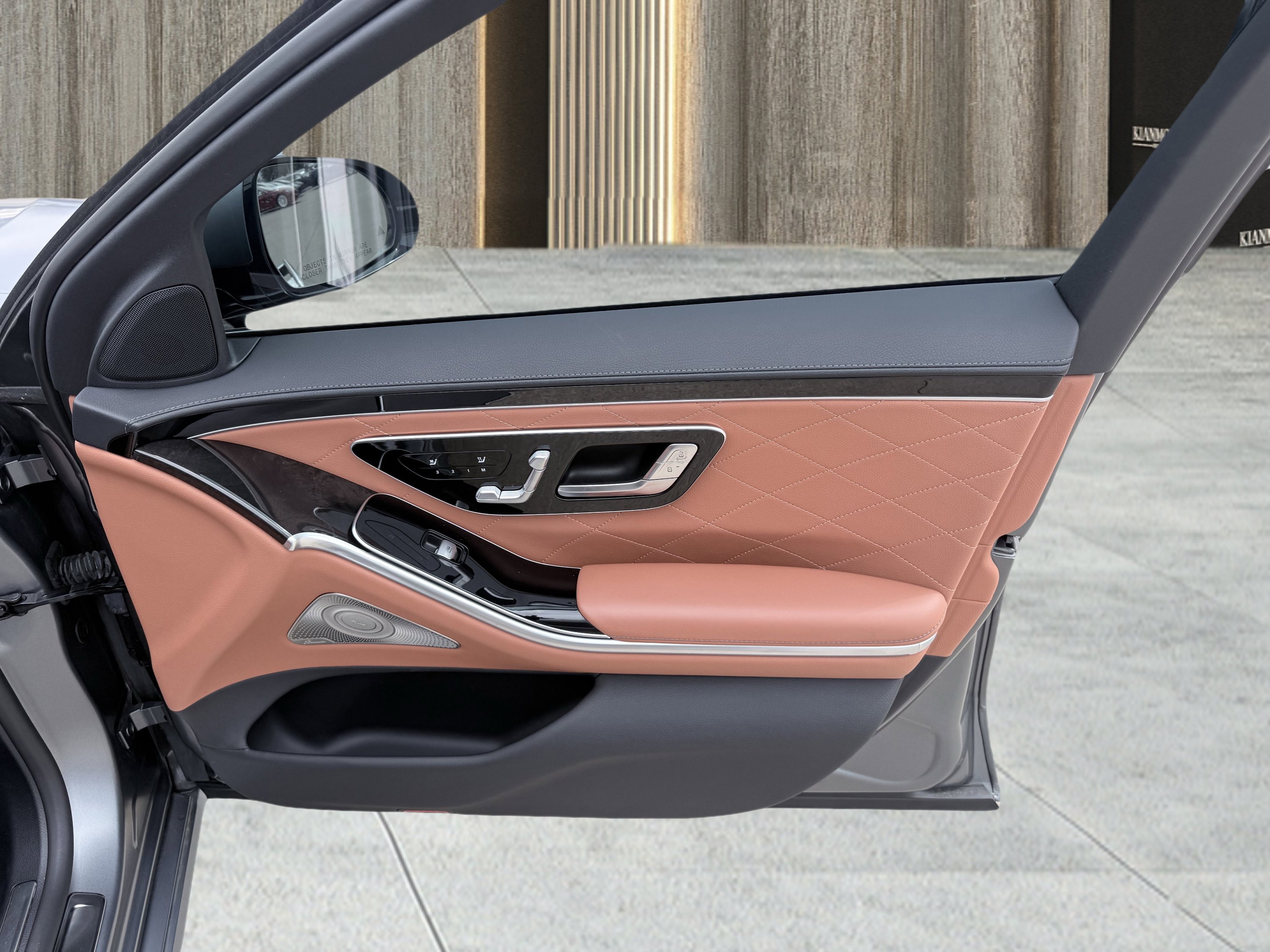 Used 2023 Mercedes-Benz S 580 4MATIC Sedan image 42