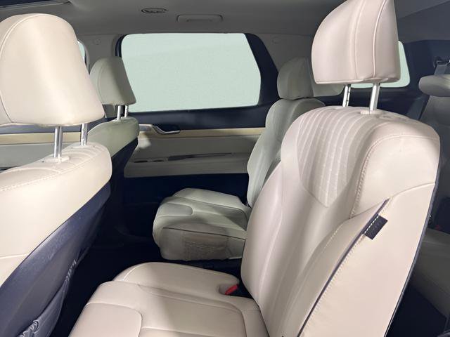 Used 2024 Hyundai Palisade Limited image 24