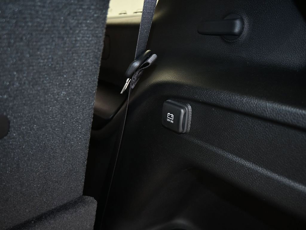 Used 2024 Jeep Grand Cherokee L Laredo w/ Luxury Tech Group I image 34