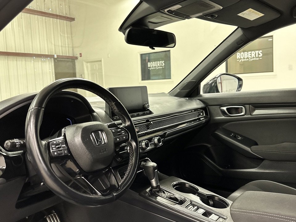 Used 2025 Honda Civic Sport image 6