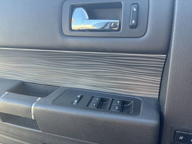 Used 2019 Ford Flex SEL w/ Equipment Group 202A FWD image 4