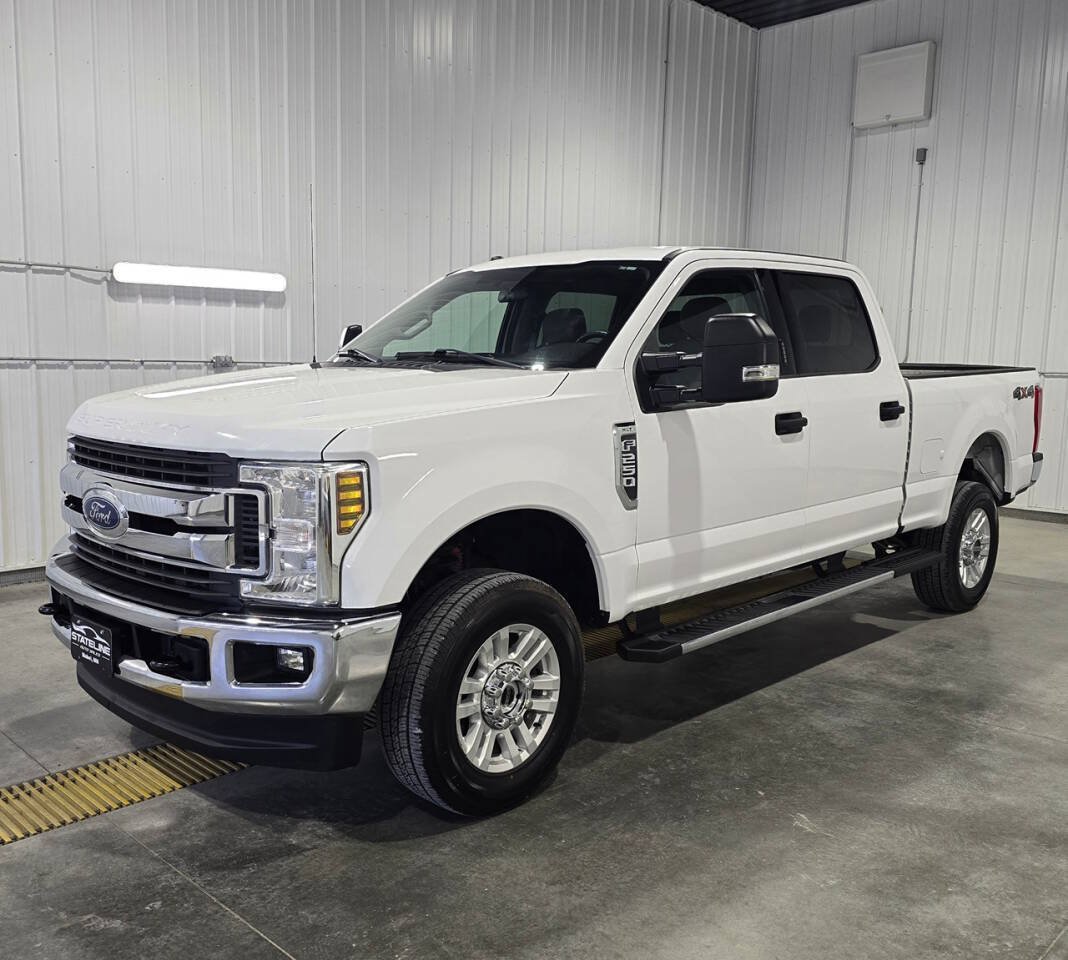 Used 2019 Ford F250 XLT w/ XLT Value Package AWD/4WD image 2