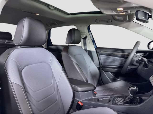 Certified 2026 Volkswagen Jetta SEL FWD image 28