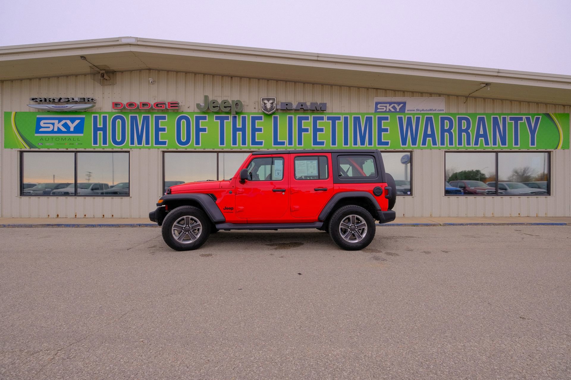 Used 2022 Jeep Wrangler Unlimited Sport image 3