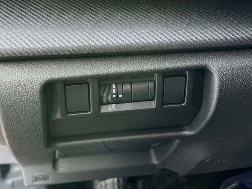 Used 2024 Subaru Crosstrek 2.5i Wilderness w/ Crosstrek Mirror Package AWD/4WD image 15