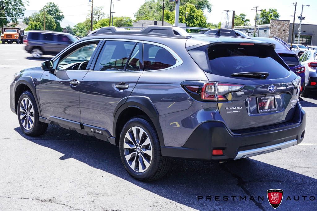 Used 2025 Subaru Outback Touring w/ Tech Package 3 AWD/4WD image 11