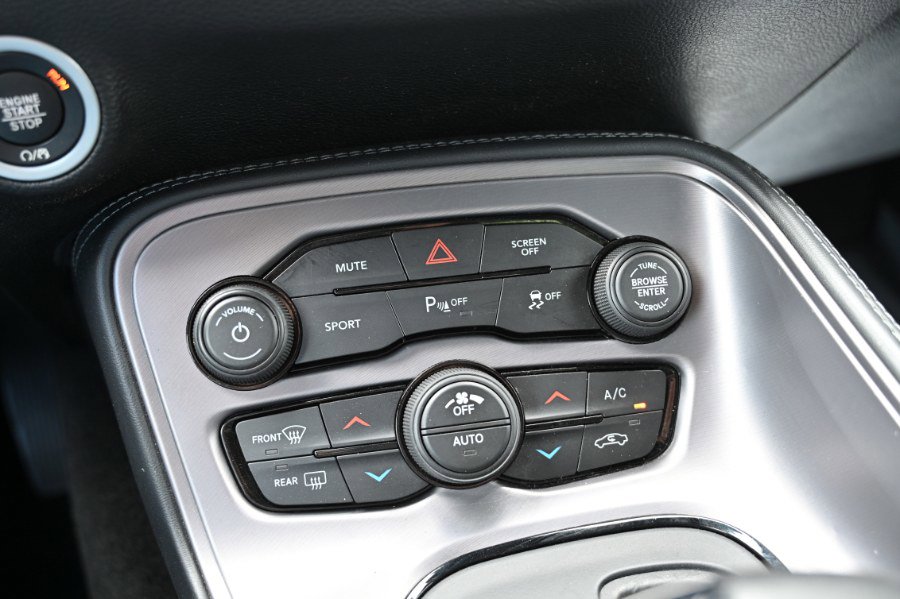 Used 2023 Dodge Challenger R/T image 26