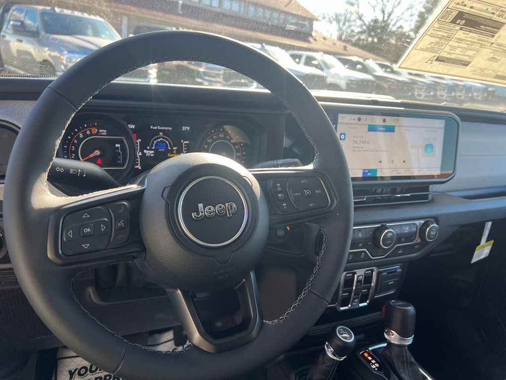 New 2025 Jeep Gladiator Sport AWD/4WD image 9