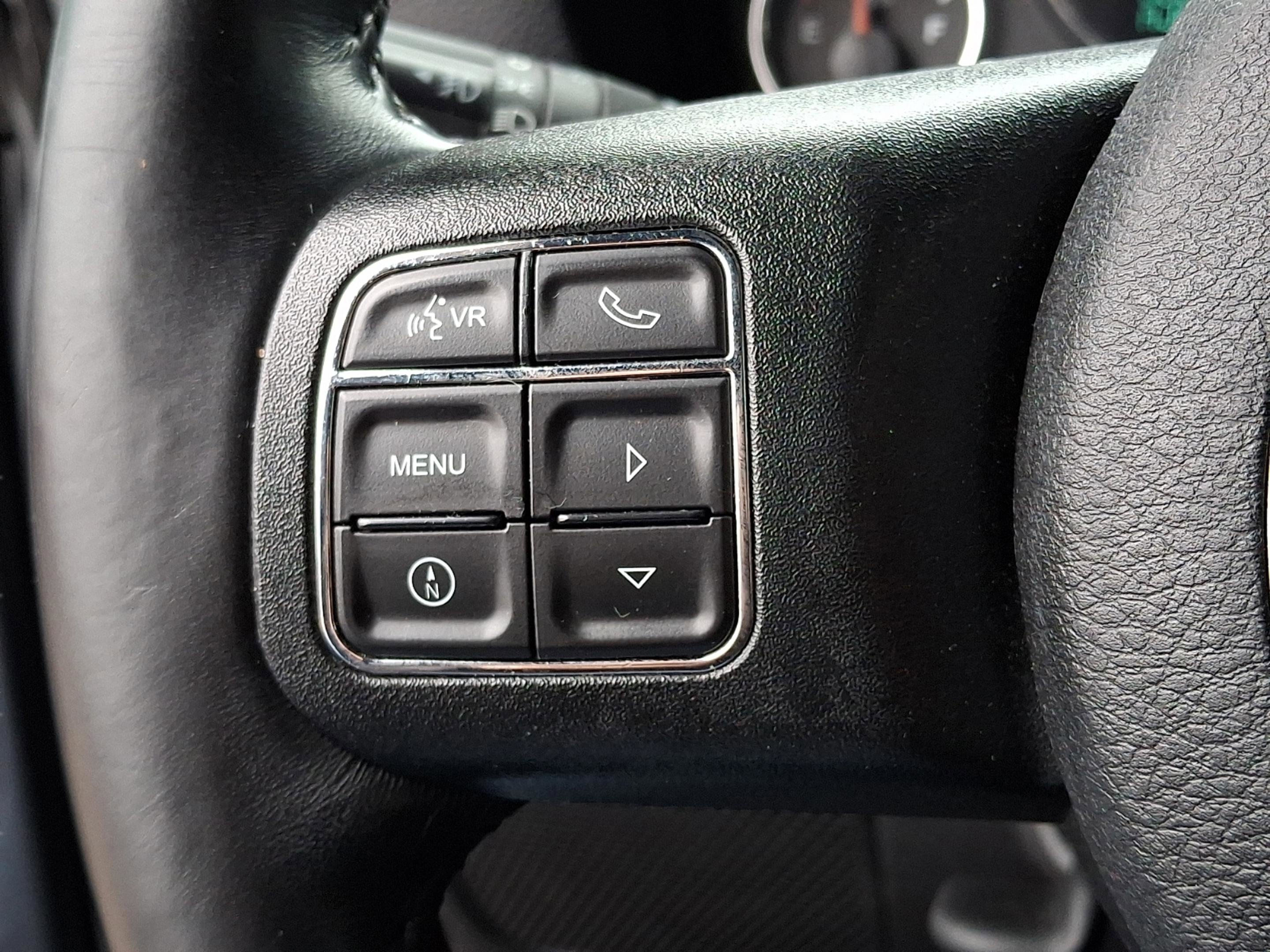 Certified 2017 Jeep Wrangler Unlimited Sahara w/ Connectivity Group image 17