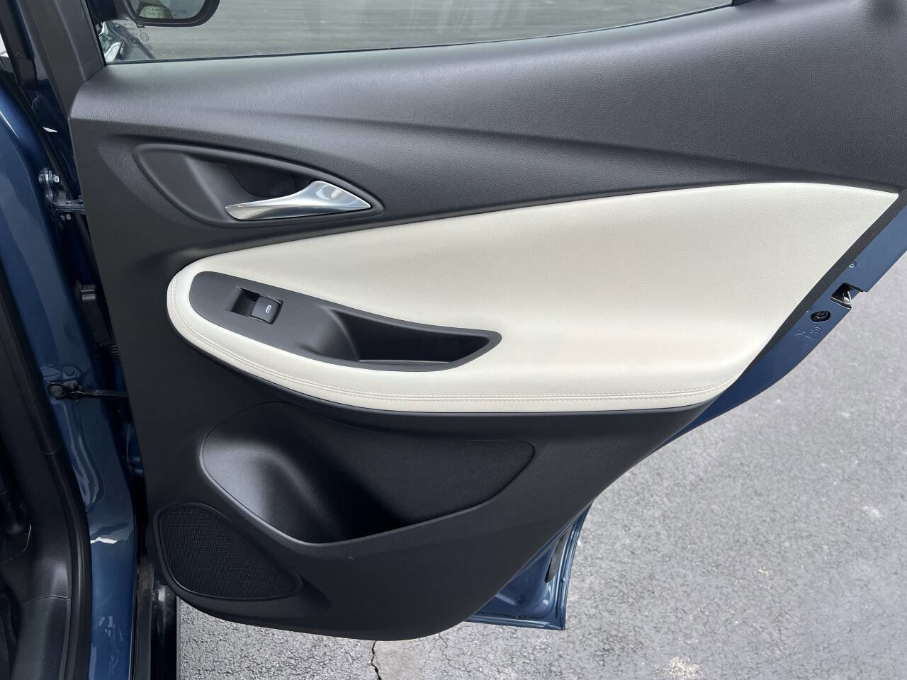 Used 2025 Buick Encore GX Sport Touring w/ Advanced Technology Package image 27