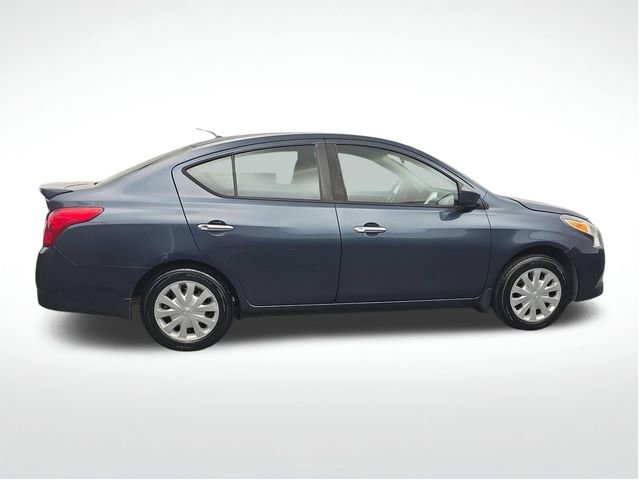 Used 2017 Nissan Versa SV image 10