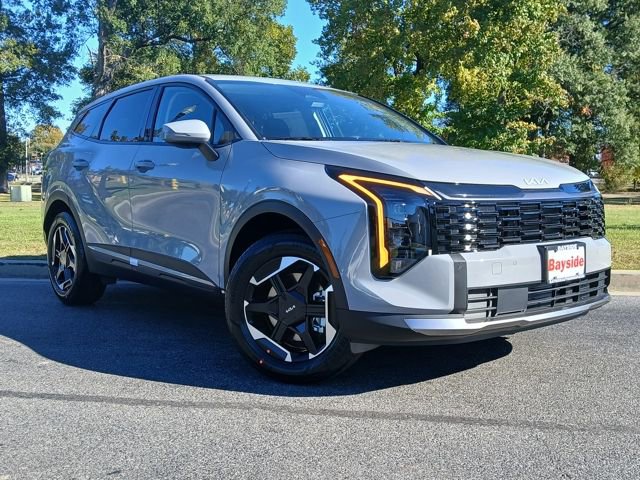 New 2026 Kia Sportage S image 2