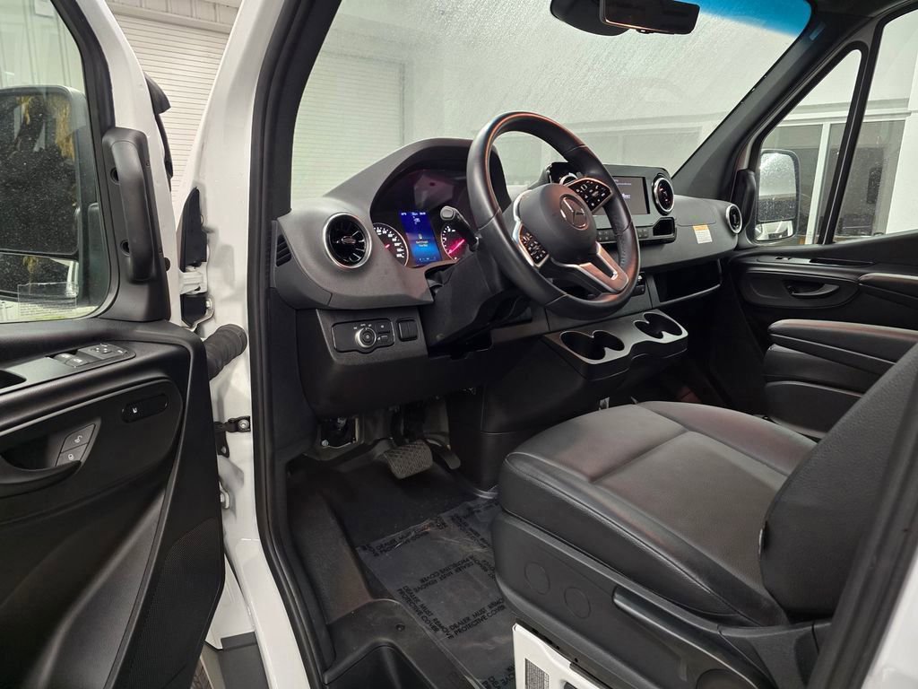 Used 2024 Mercedes-Benz Sprinter 3500 w/ Parking Package image 19