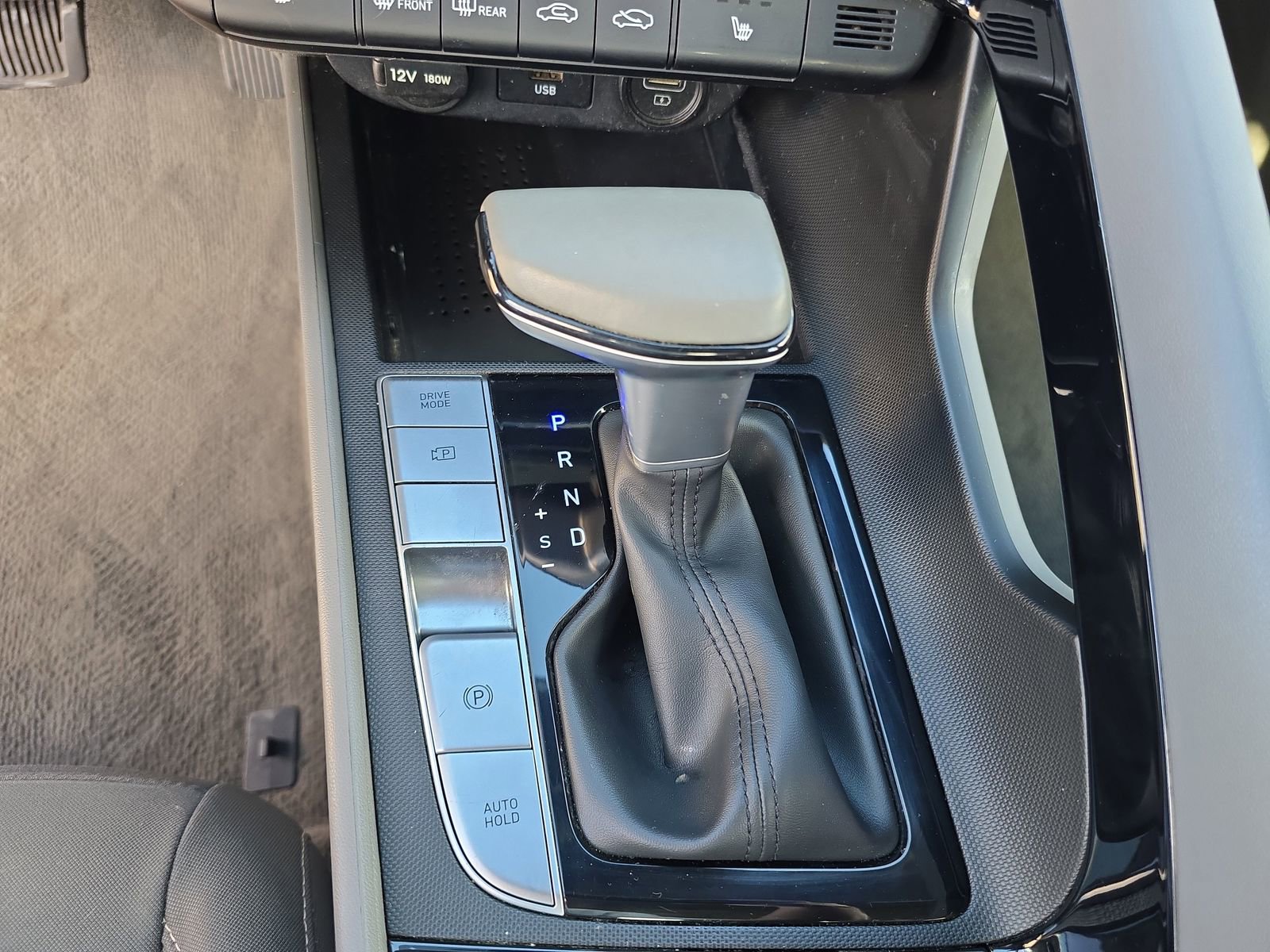 Used 2023 Hyundai Elantra SEL w/ Convenience Package image 19