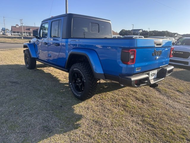 New 2025 Jeep Gladiator Willys image 6