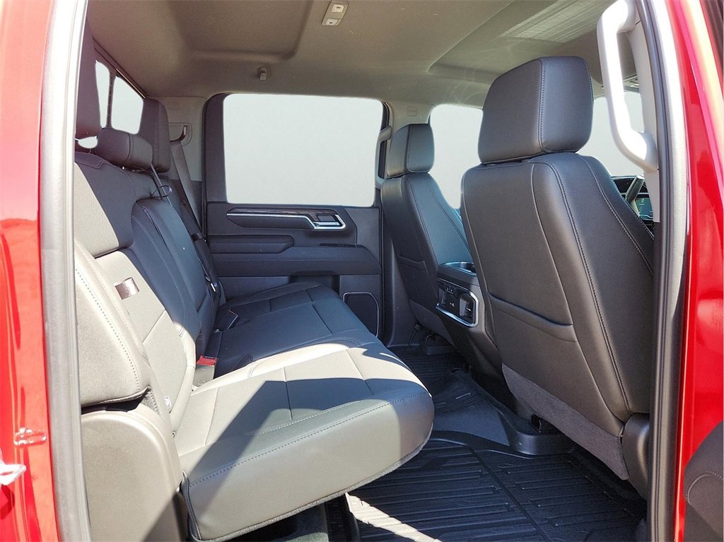 New 2025 GMC Sierra 2500 SLT w/ Texas SLT Premium Package image 19