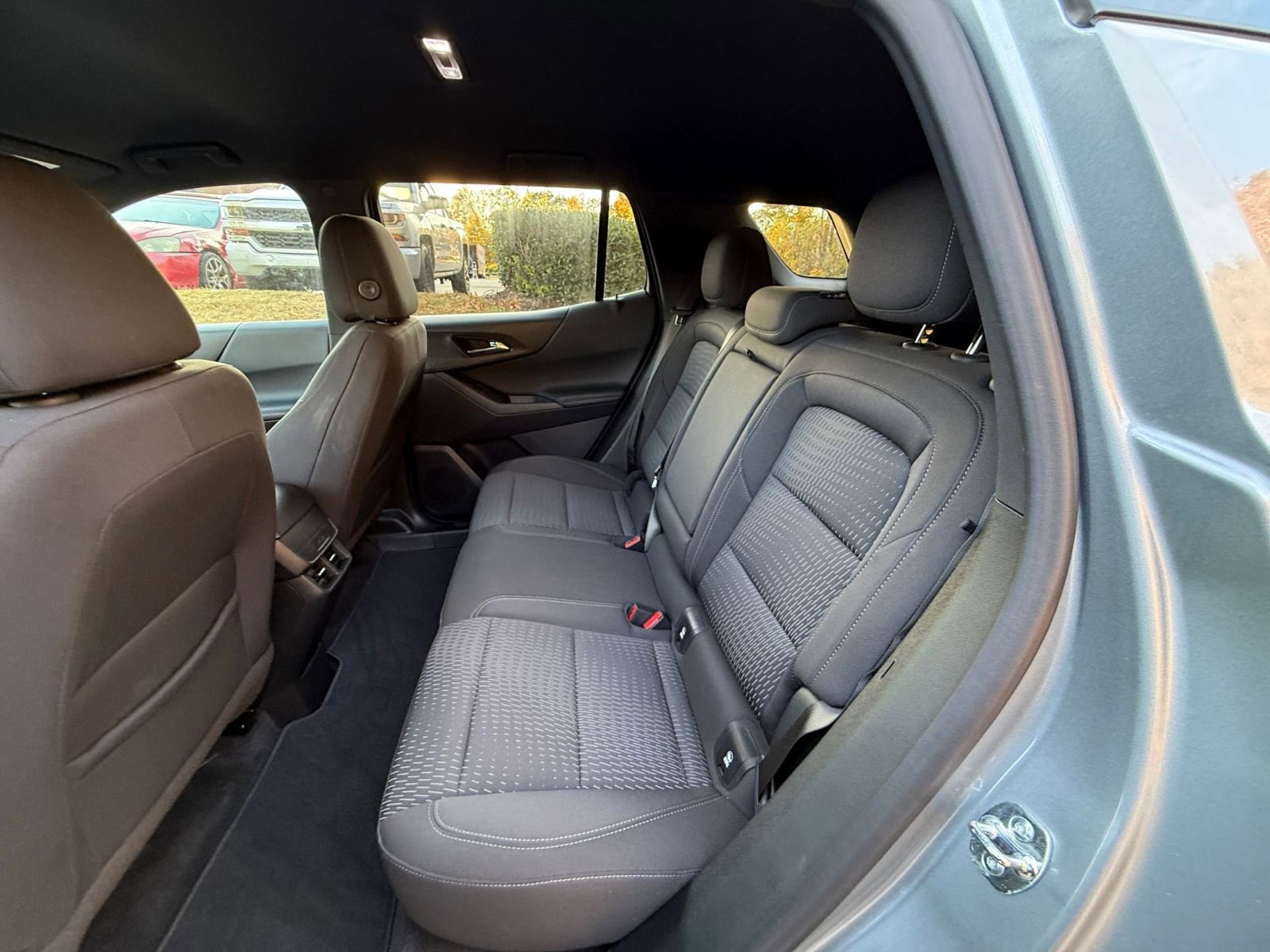 Used 2025 Chevrolet Equinox LT image 25