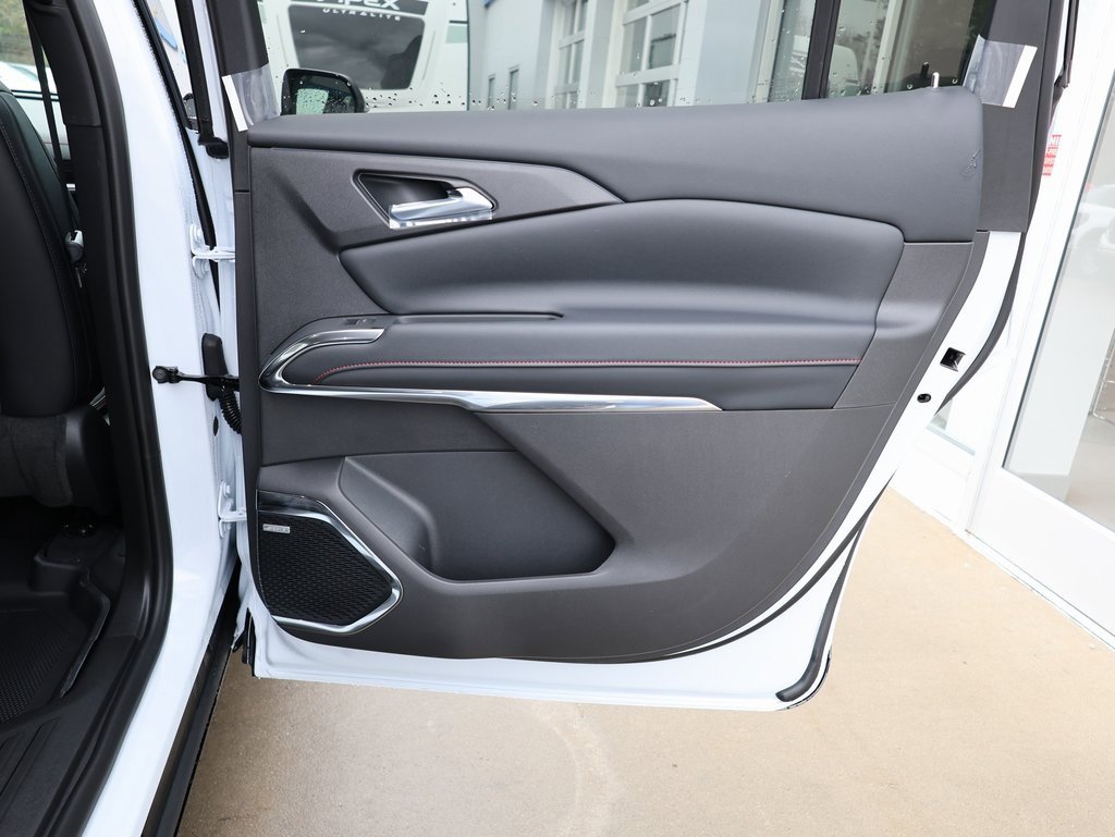 New 2026 Chevrolet Traverse RS image 36