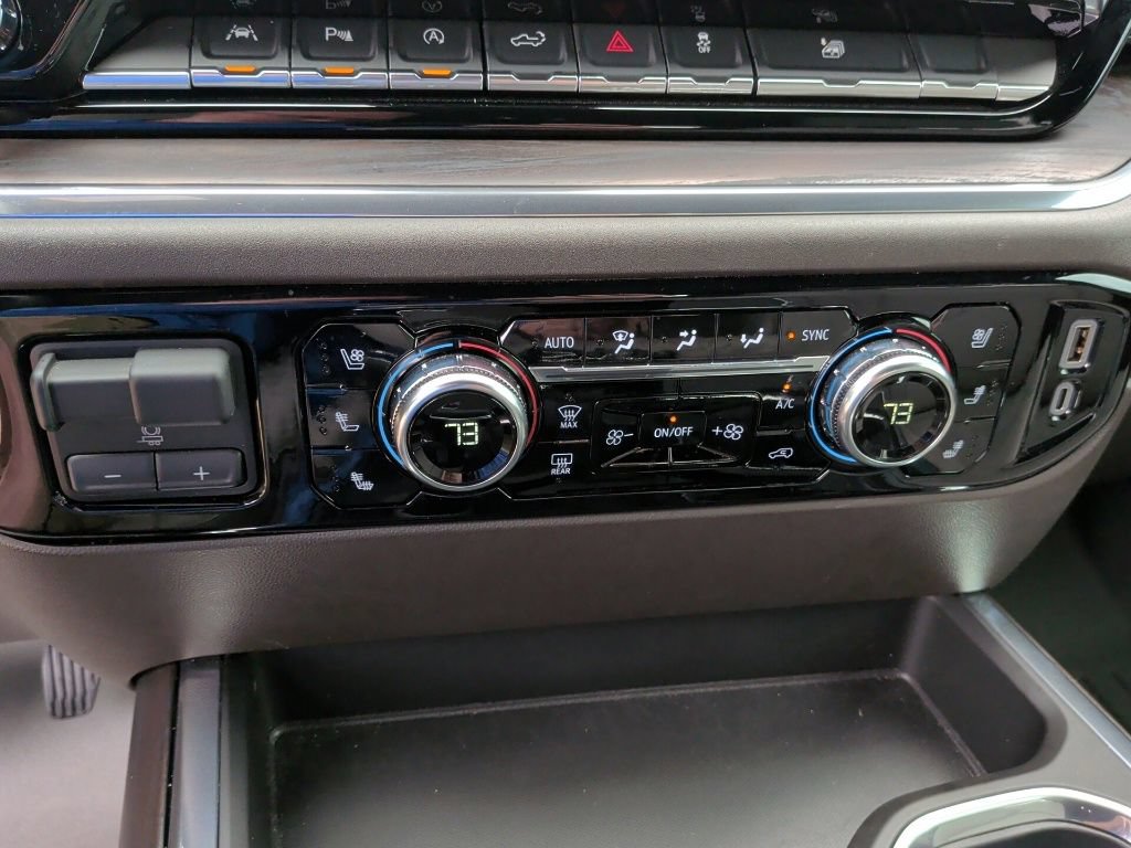 Used 2024 GMC Sierra 1500 SLT AWD/4WD image 30