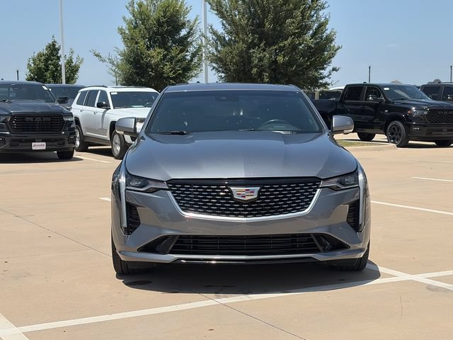 Used 2020 Cadillac CT4 Premium Luxury RWD image 2