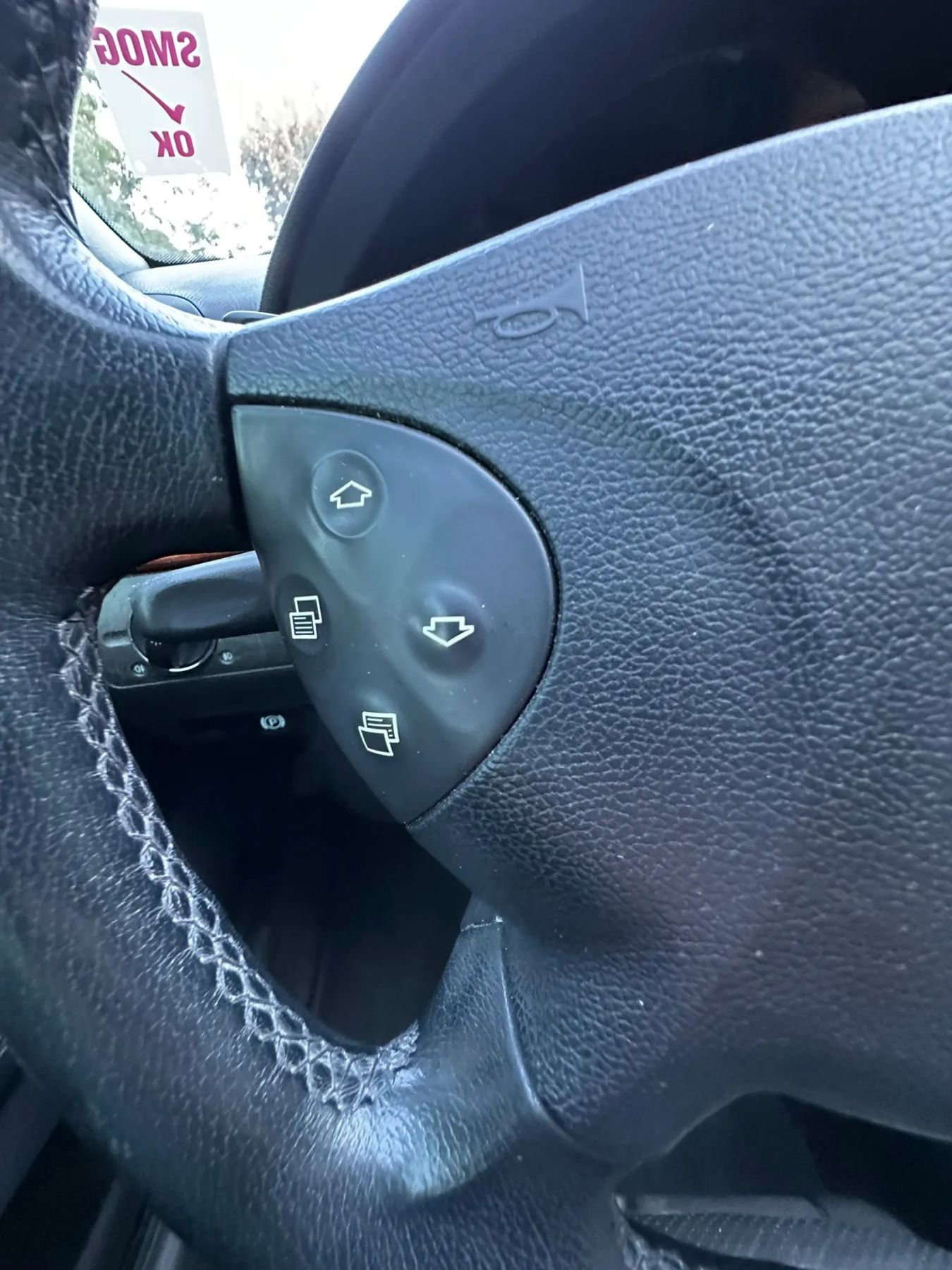 Used 2005 Mercedes-Benz E 320 Sedan image 32