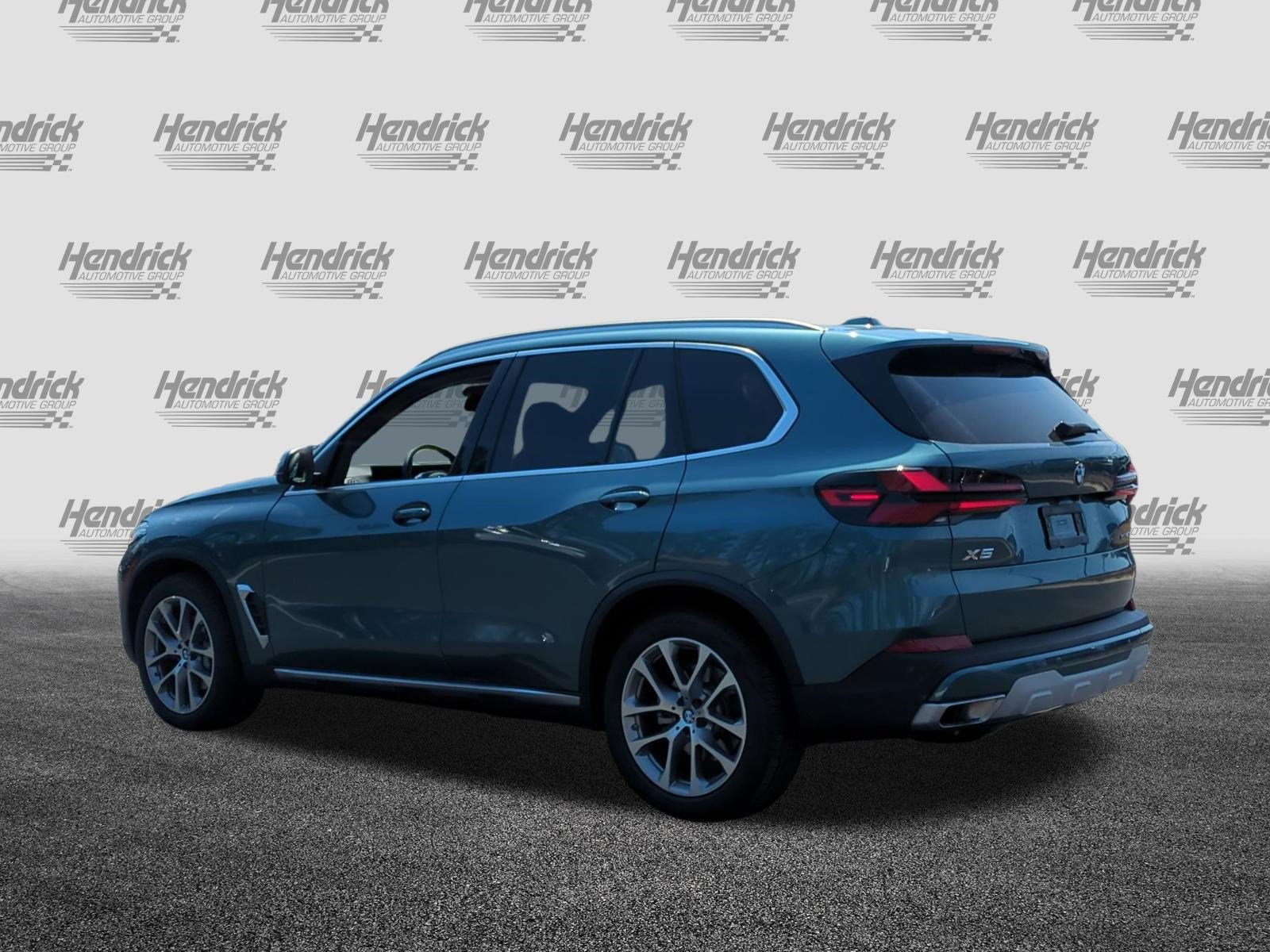Used 2025 BMW X5 xDrive40i image 8
