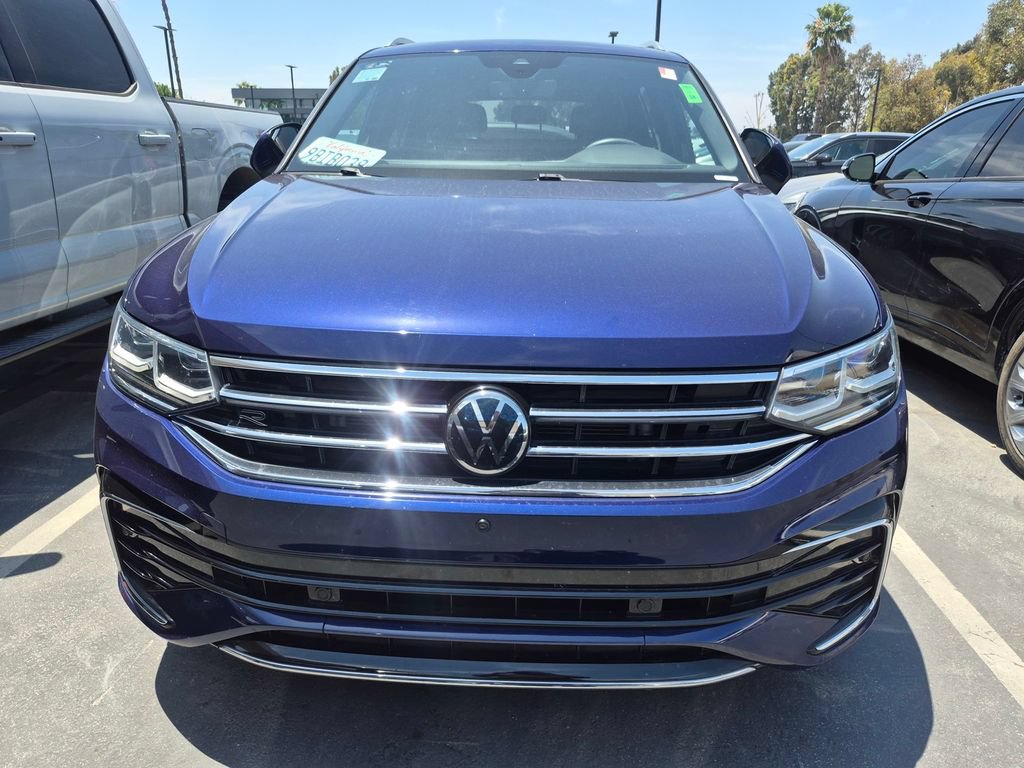 Certified 2022 Volkswagen Tiguan SEL R-Line AWD/4WD image 3
