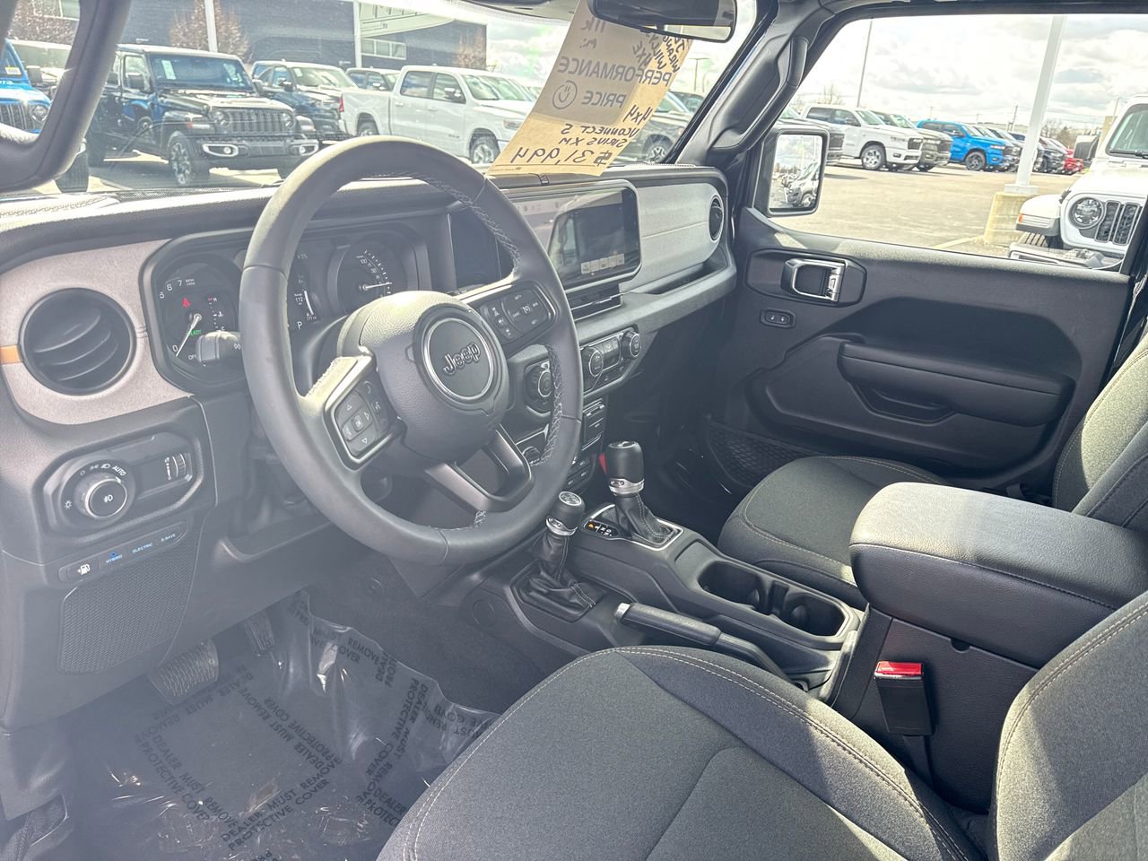 Used 2025 Jeep Wrangler Willys 4xe image 10