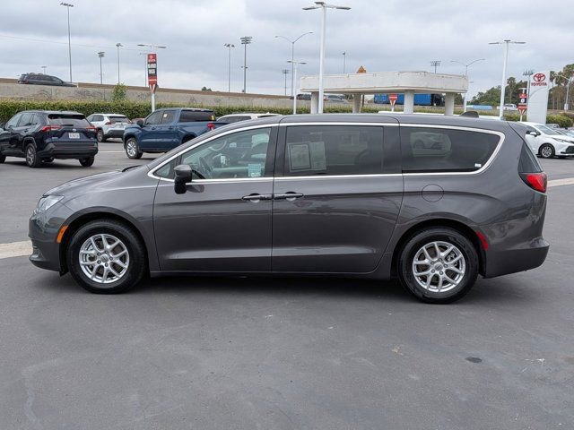 Used 2023 Chrysler Voyager LX FWD image 13