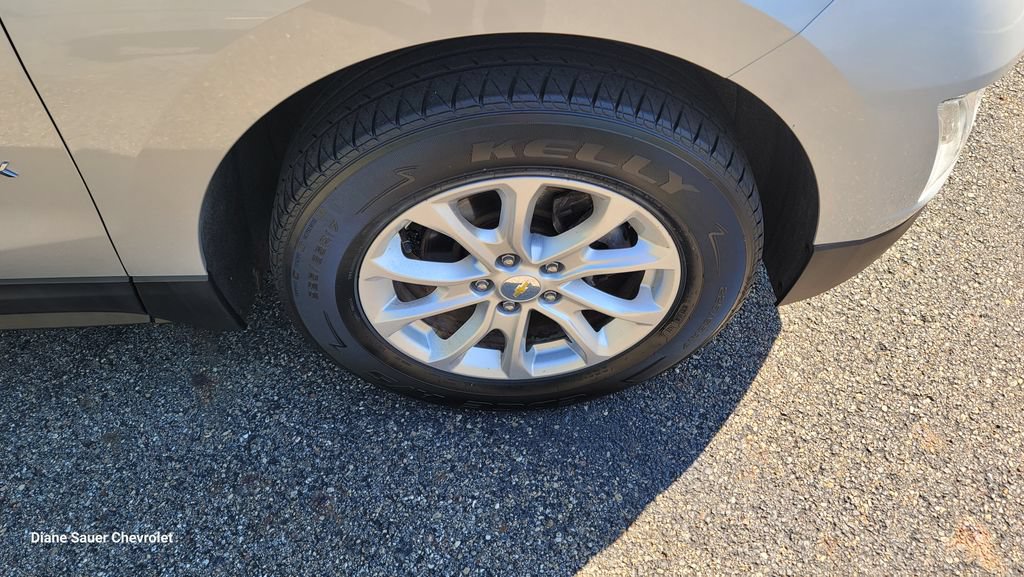 Used 2018 Chevrolet Equinox LT AWD/4WD image 15