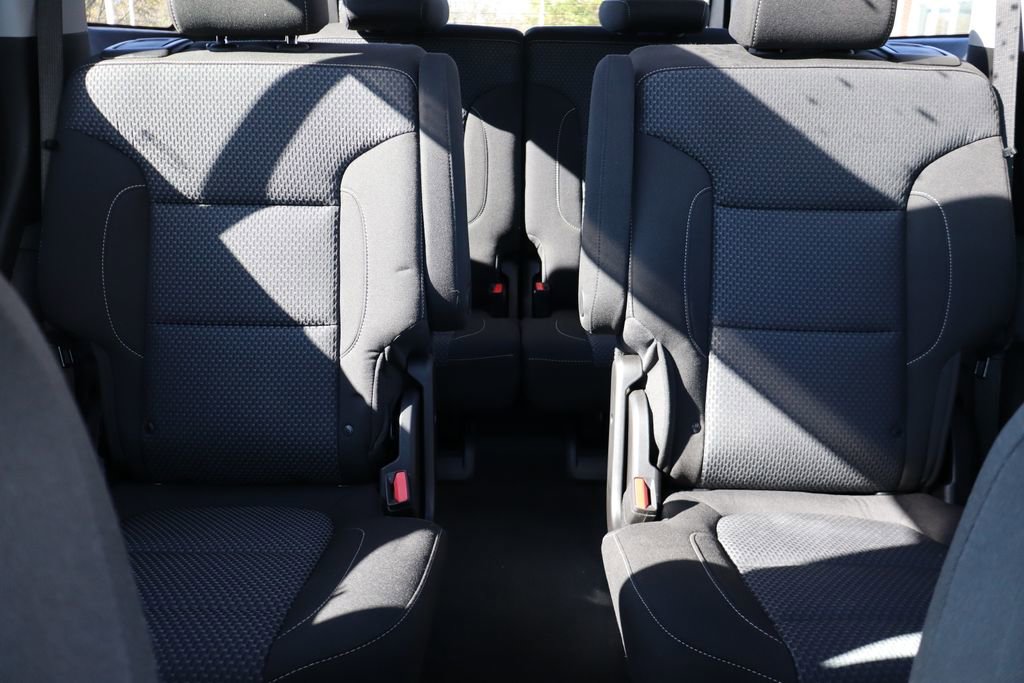 Used 2023 GMC Acadia SLE w/ Driver Convenience Package image 41