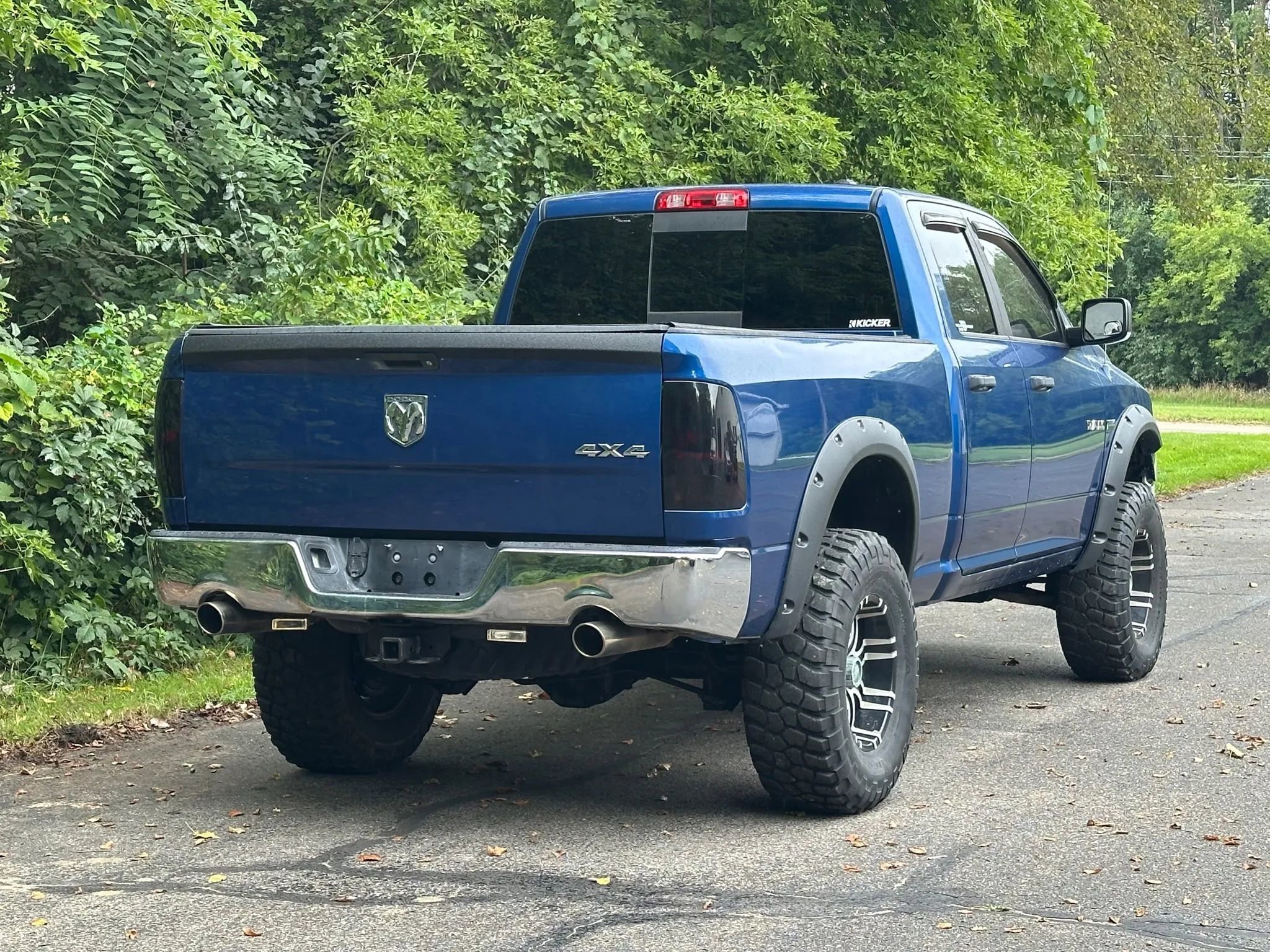 Used 2010 Dodge Ram 1500 Truck SLT w/ Luxury Group image 18