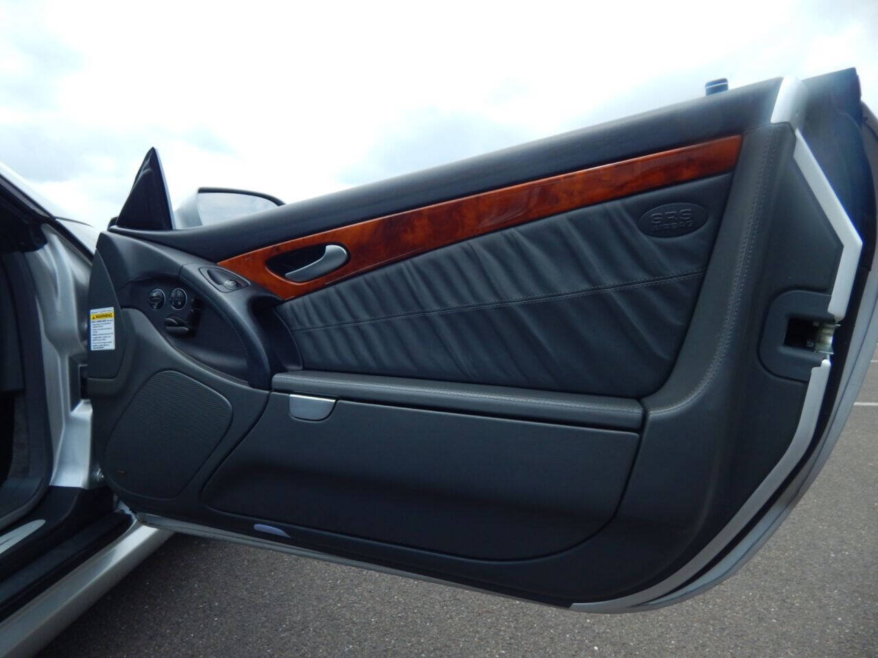 Used 2005 Mercedes-Benz SL 600 w/ AMG Sport Pkg image 38
