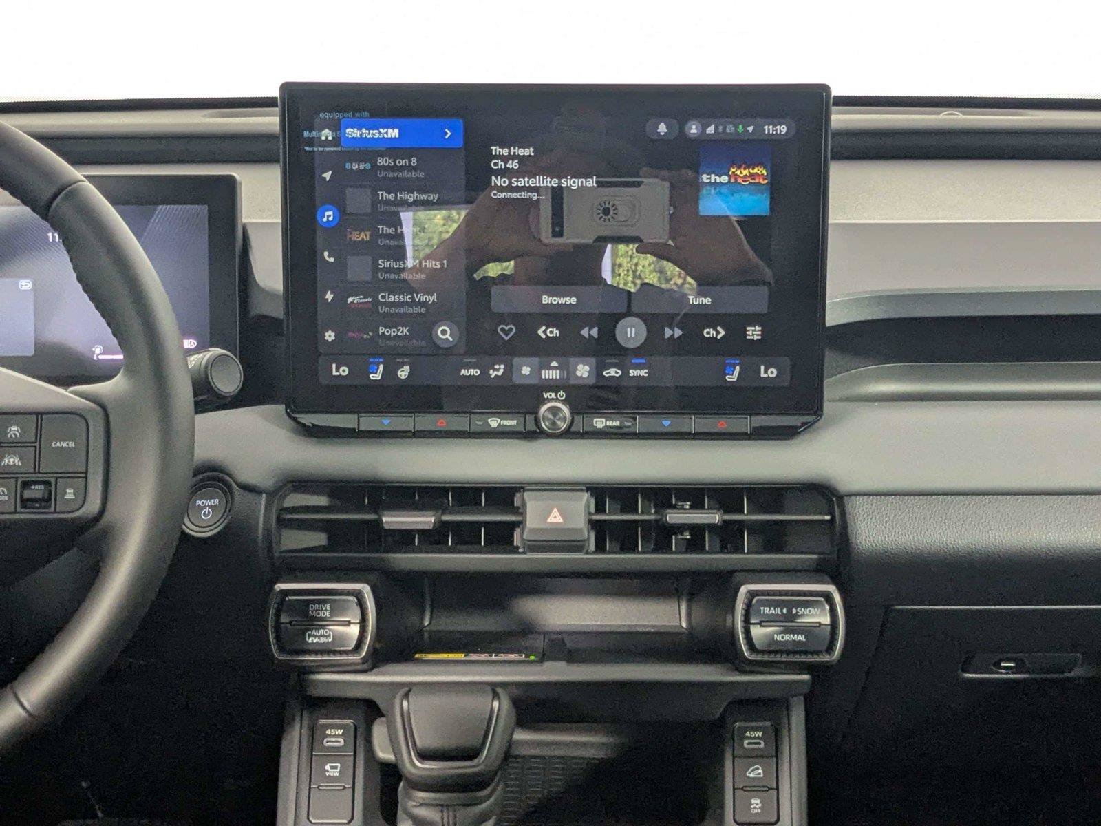 New 2026 Toyota RAV4 XSE AWD/4WD image 30