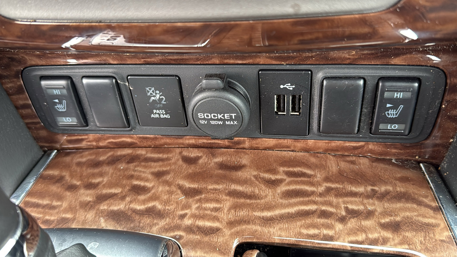 Used 2020 Nissan Armada SL image 16