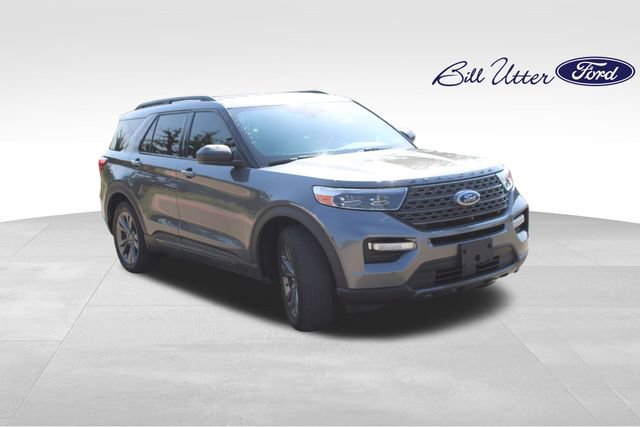 Used 2021 Ford Explorer XLT w/ Equipment Group 202A RWD image 3