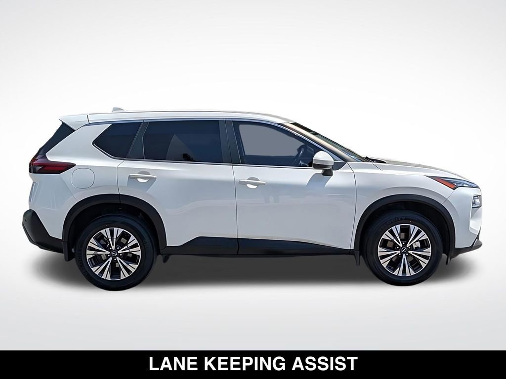 Used 2023 Nissan Rogue SV FWD image 9