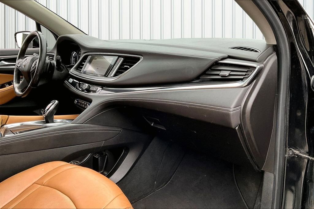 Used 2019 Buick Enclave Premium image 27