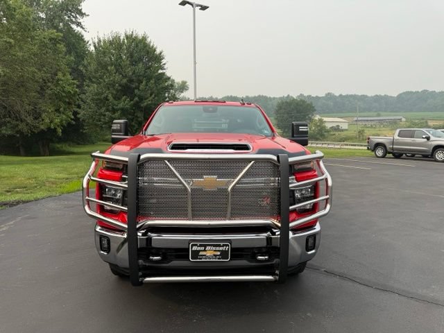 Used 2024 Chevrolet Silverado 3500 LT w/ Convenience Package AWD/4WD image 5