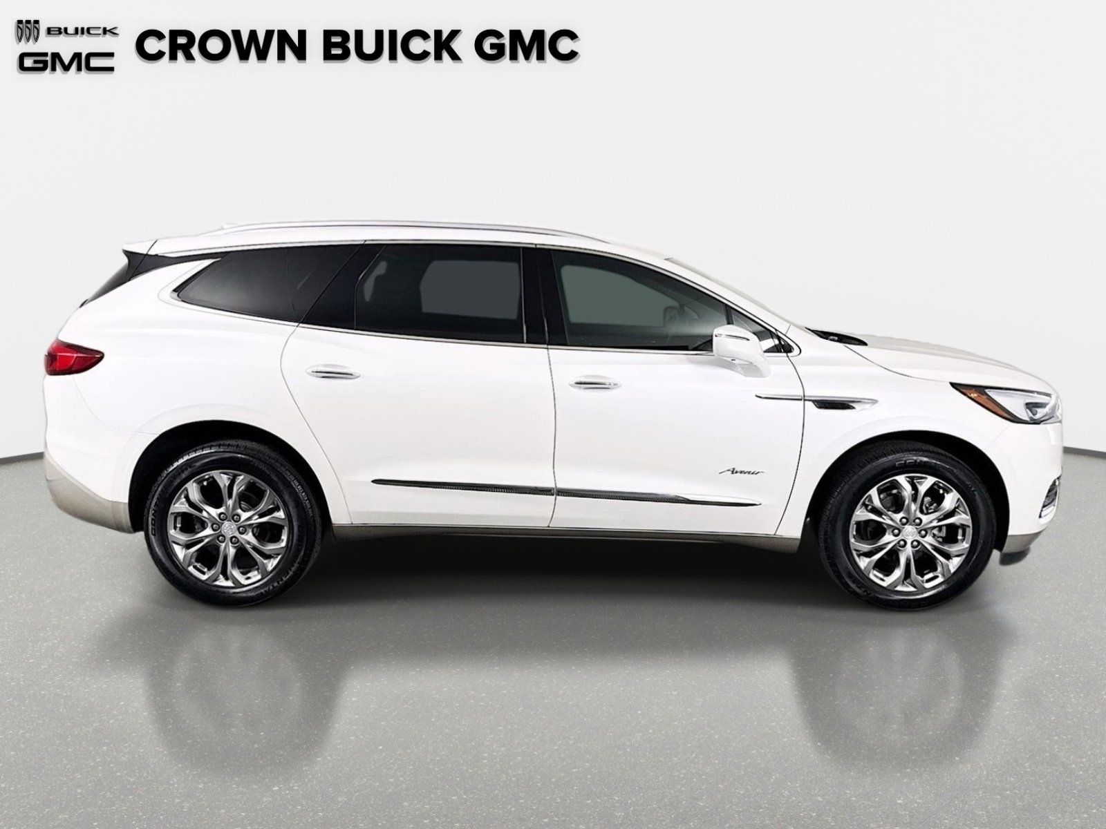 Certified 2018 Buick Enclave Avenir w/ Avenir Technology Package FWD image 4
