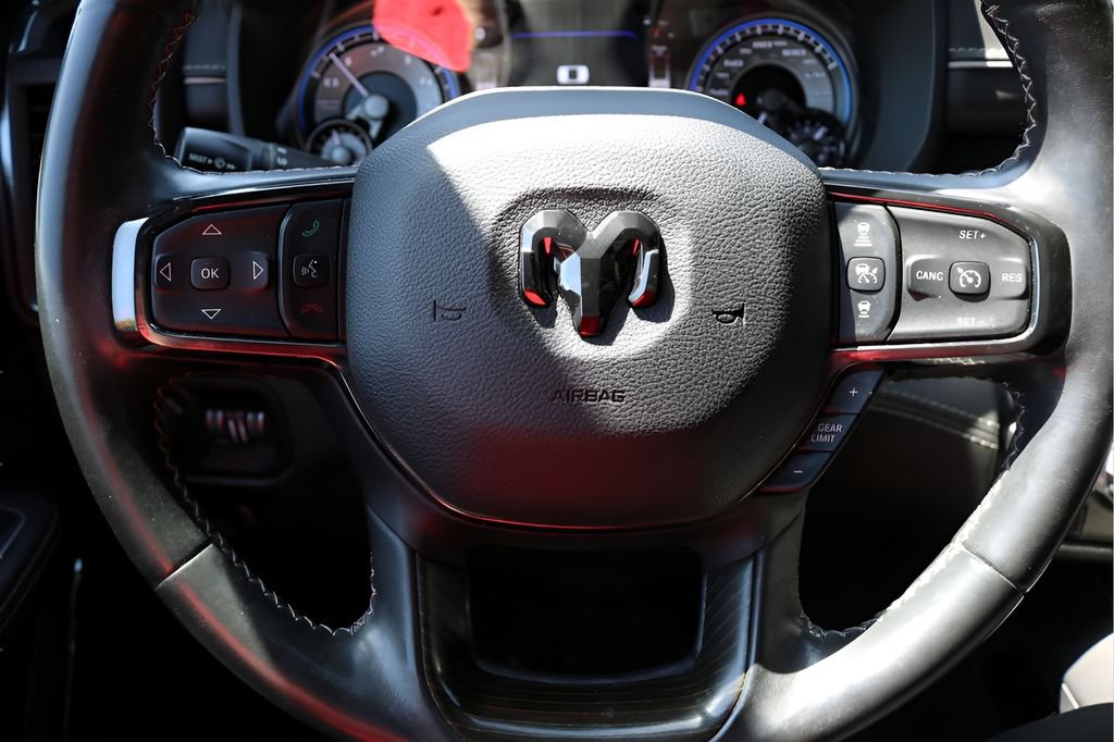 Used 2022 RAM 1500 Limited AWD/4WD image 23