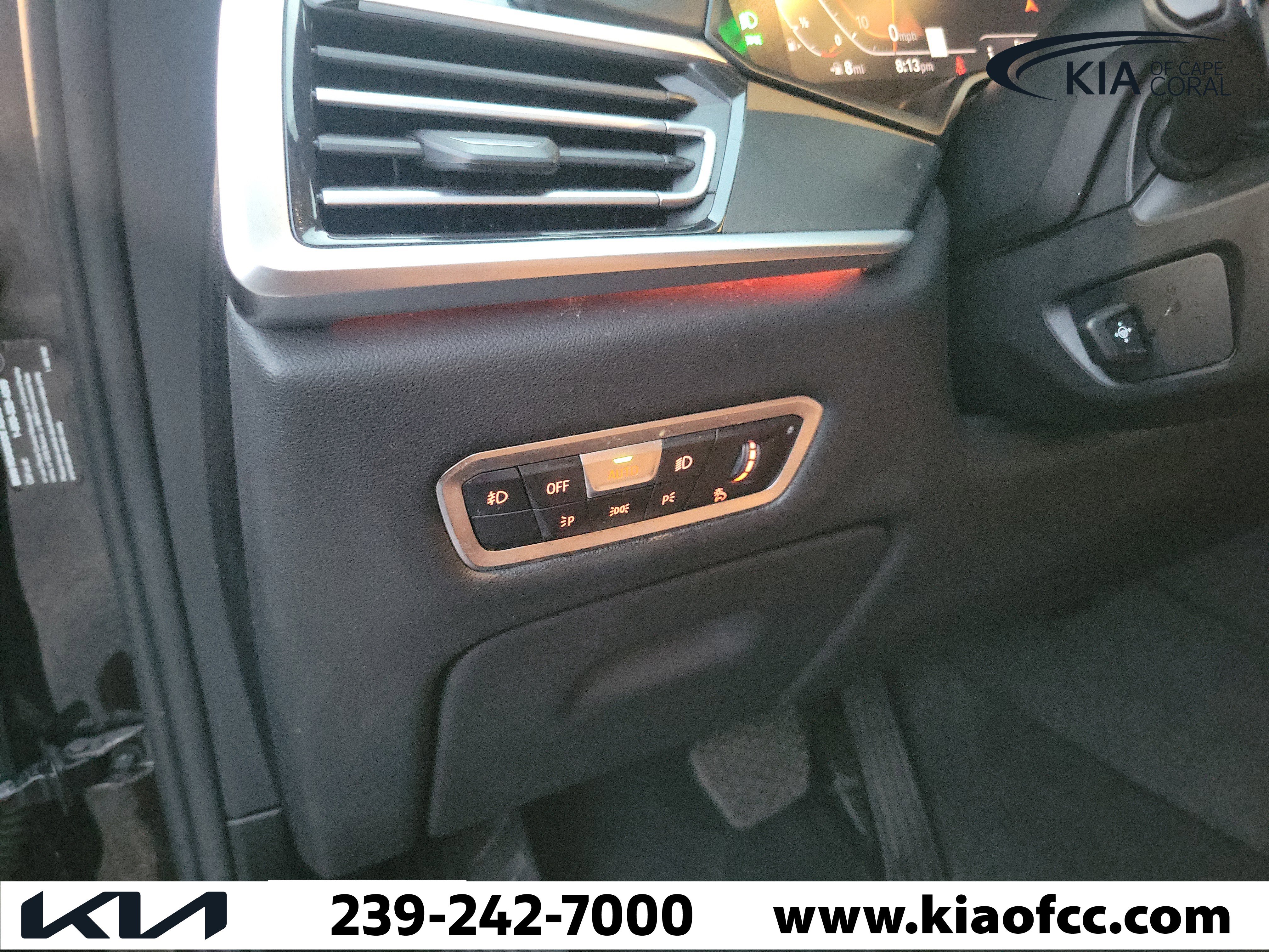 Used 2019 BMW X7 xDrive40i w/ Premium Package AWD/4WD image 27