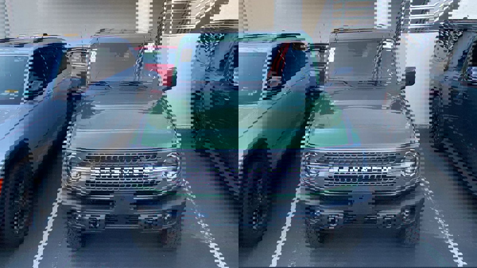 Certified 2025 Ford Bronco Badlands image 4