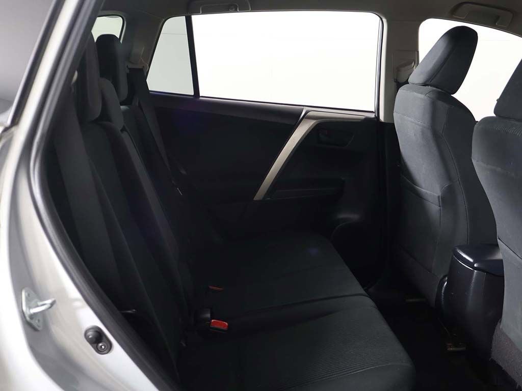 Used 2015 Toyota RAV4 LE AWD/4WD image 26