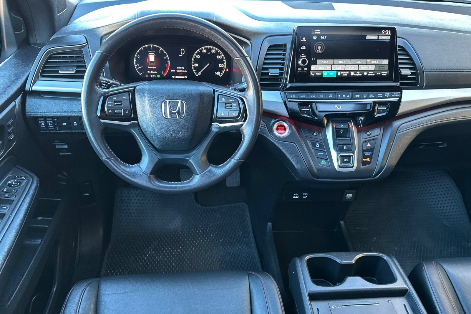 Used 2025 Honda Odyssey Sport-L image 18