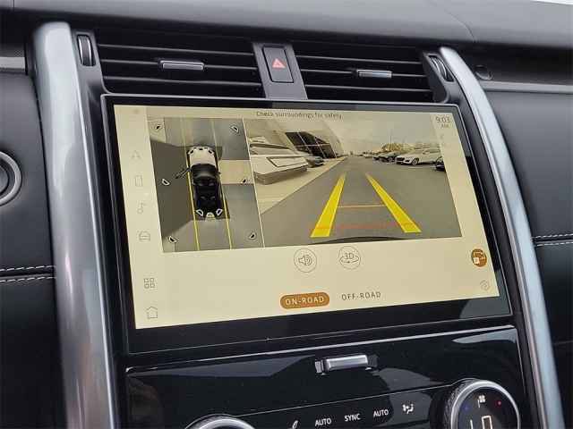 New 2024 Land Rover Discovery Metropolitan Edition image 28