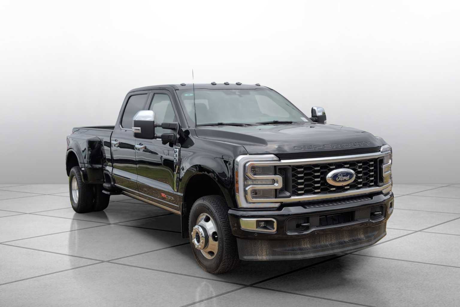 New 2025 Ford F350 Platinum w/ Platinum Plus Package image 12