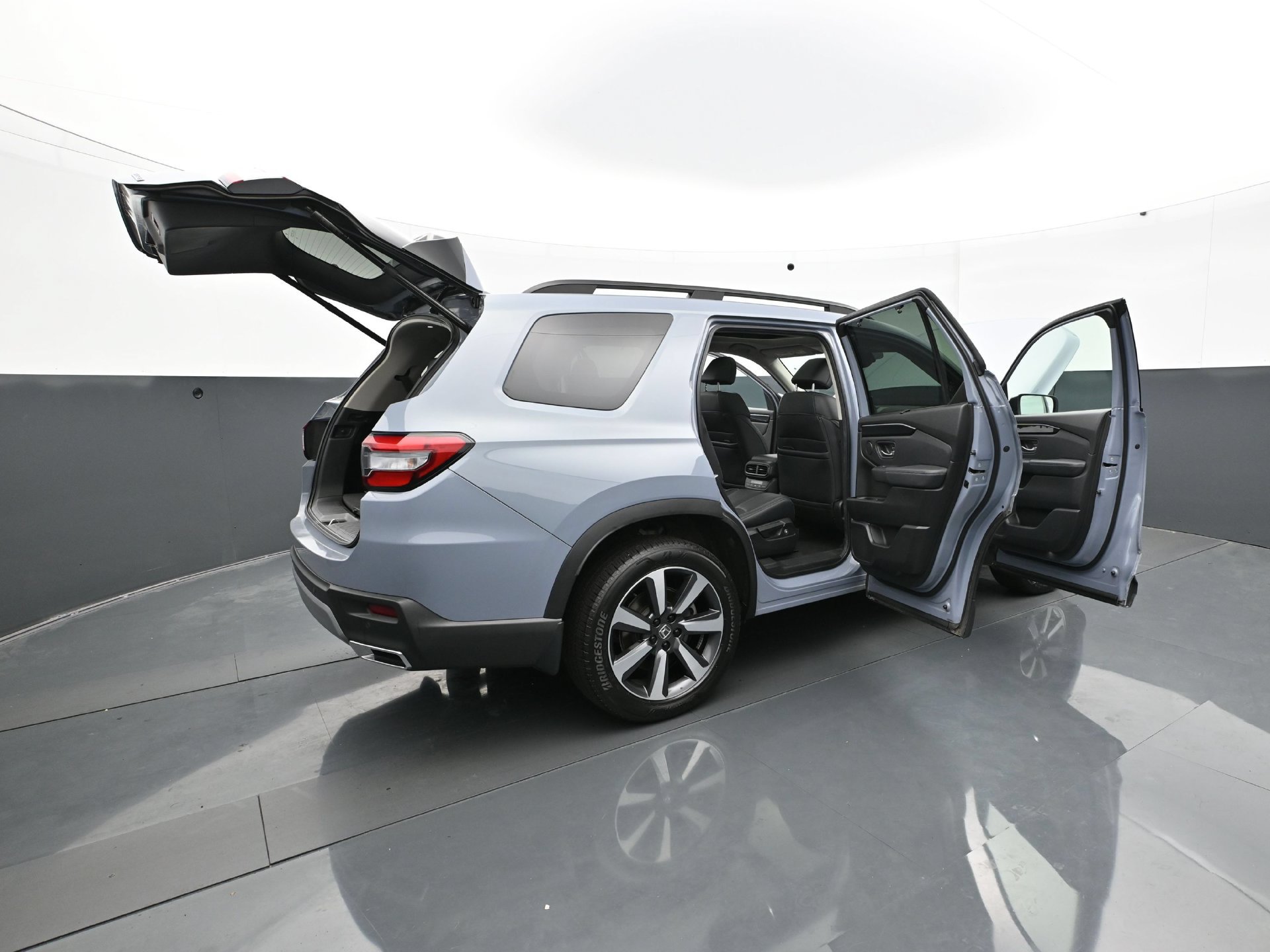 Used 2024 Honda Pilot Touring image 42