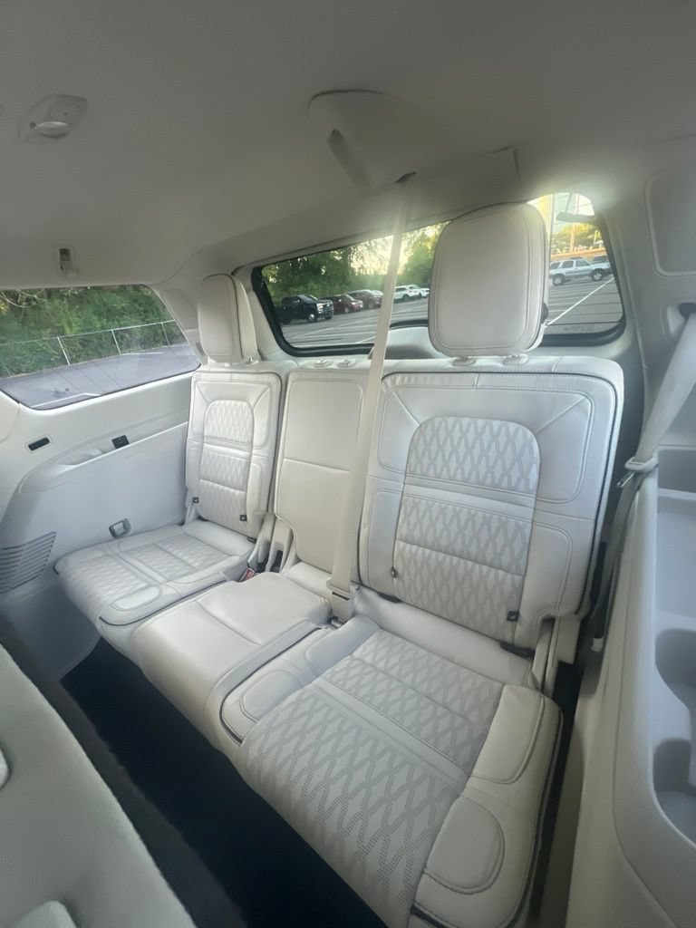 Used 2021 Lincoln Navigator Black Label AWD/4WD image 19