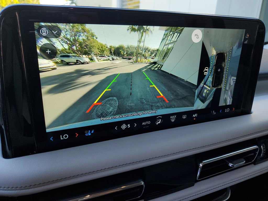 Certified 2025 Lincoln Aviator Reserve w/ Illumination Package image 29